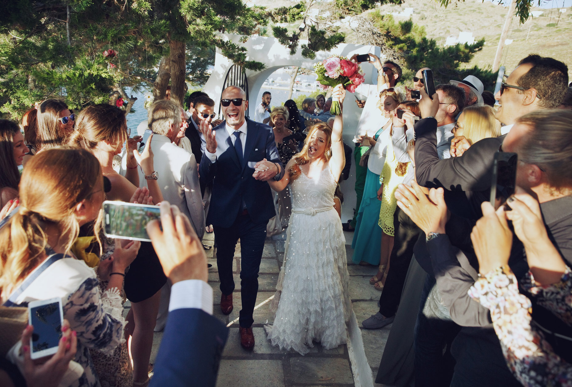 storytelling wedding photographer greek islands