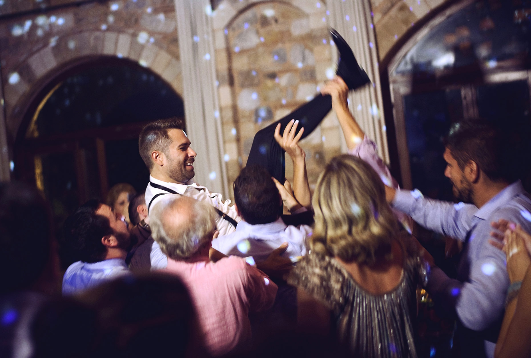 wedding pary at pyrgos petreza | γαμος πυργος πετρεζα
